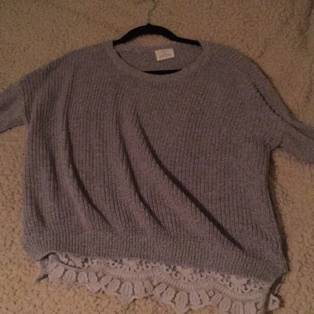 ✨Urban Outfitters Sweater✨